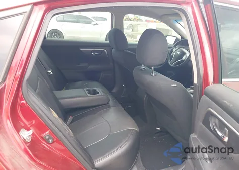 2015 Nissan Altima 2.5 from USA, damaged, VIN 1N4AL3AP7FC233010